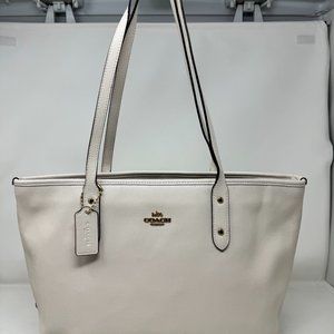 Coach F58846 - City Zip Tote in Chalk - New